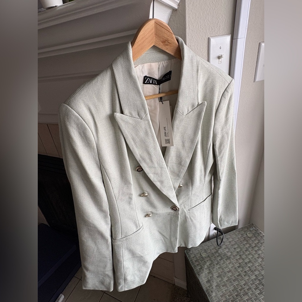 150$$ NWT Zara Light Green Double-Breasted Blazer –Size Large - Picture 6 of 16